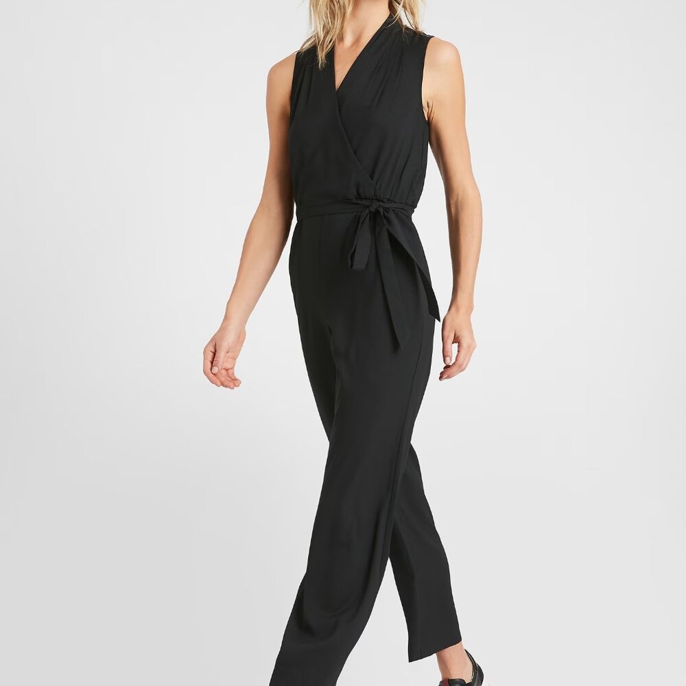 Banana Republic Factory Sleeveless Wrap Jumpsuit Black Size 4 Petite